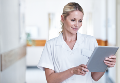 Oprogramowanie dla pielęgniarek i położnych pomaga zaoszczędzić czas w pracy